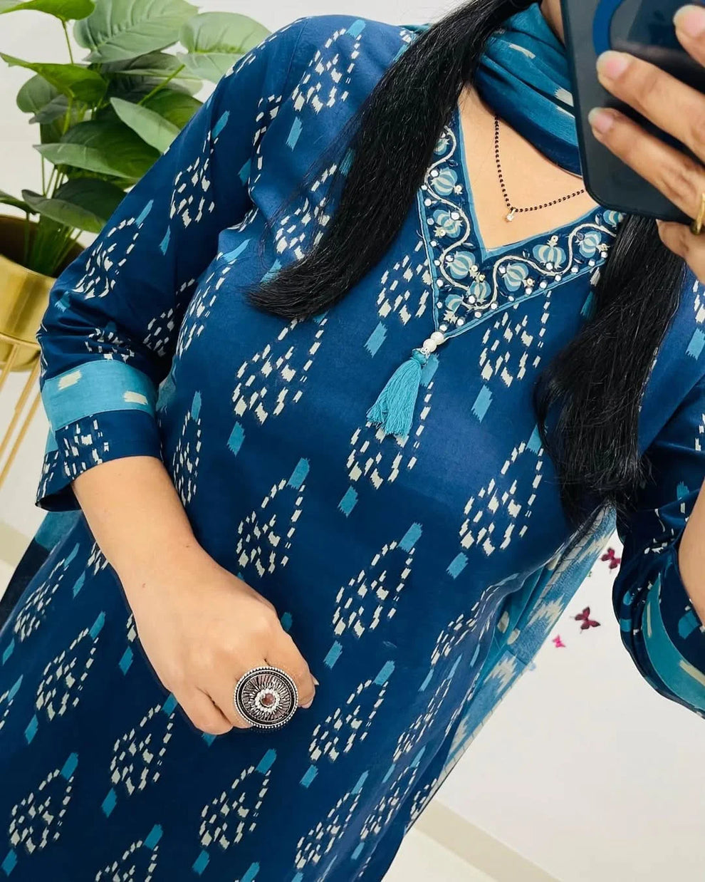 Women Blue Ikka Print Cotton Kurta Set With Dupatta Set