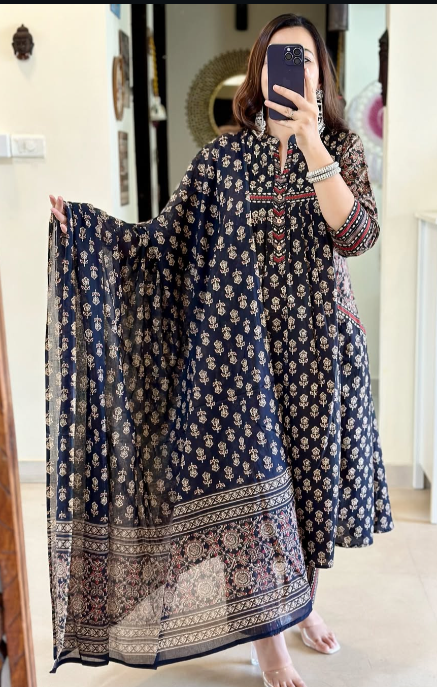 Beautiful Blue Kurta With Pant Dupatta Set