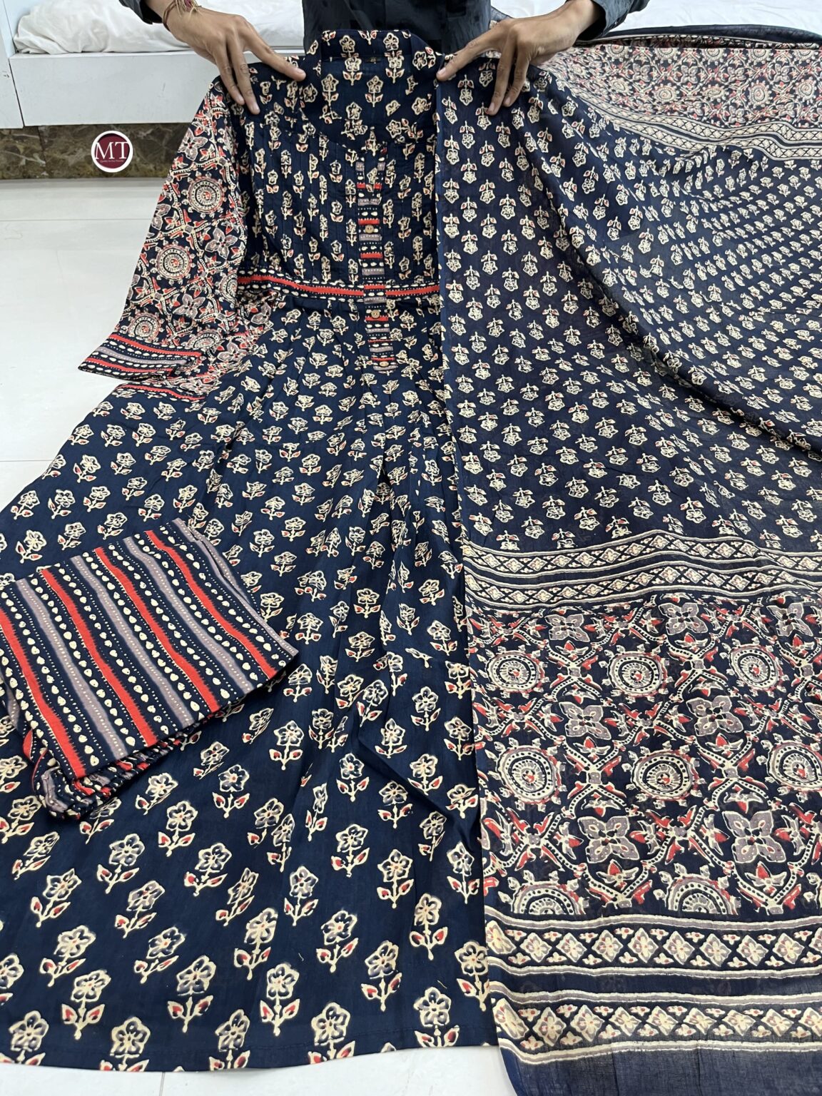 Beautiful Blue Kurta With Pant Dupatta Set