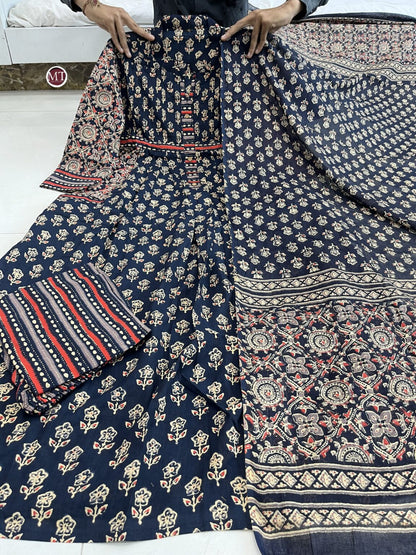 Beautiful Blue Kurta With Pant Dupatta Set