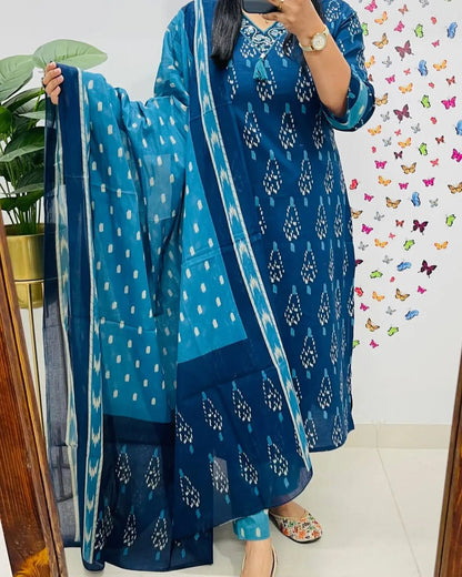 Women Blue Ikka Print Cotton Kurta Set With  Dupatta Set
