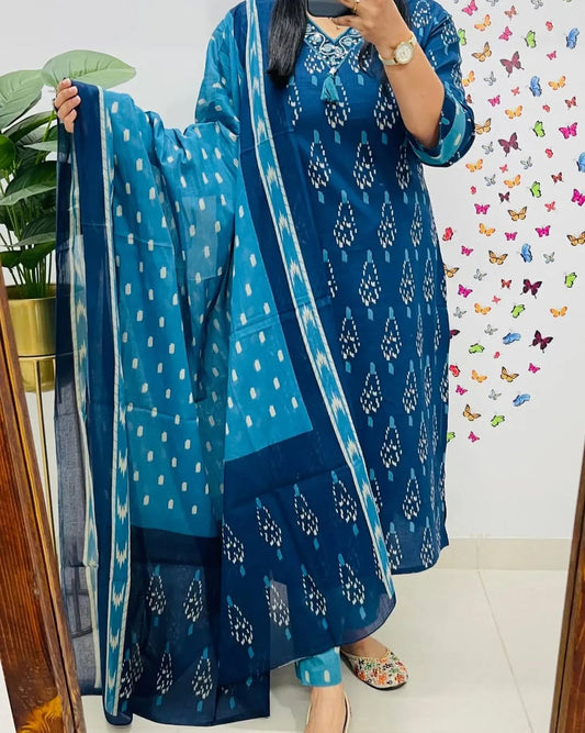 Women Blue Ikka Print Cotton Kurta Set With  Dupatta Set