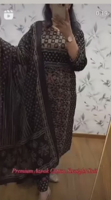 Women Ethnic Motifs Printed Regular Kurta With Trousers And With Dupatta Set
